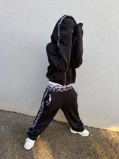 “Lonely leopard” sweatsuit