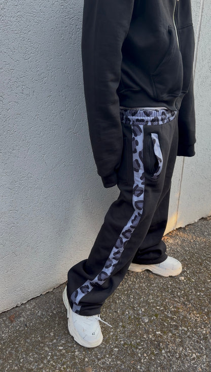 “Lonely leopard” sweats